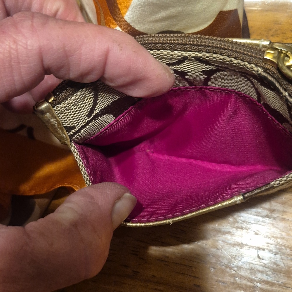 Euc Coach Bundle. - image 5